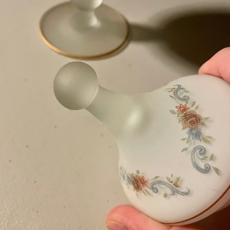 Vintage Norleans Italy White Frosted Satin Glass Pedestal Lidded Candy Dish with - Thumbnail 4