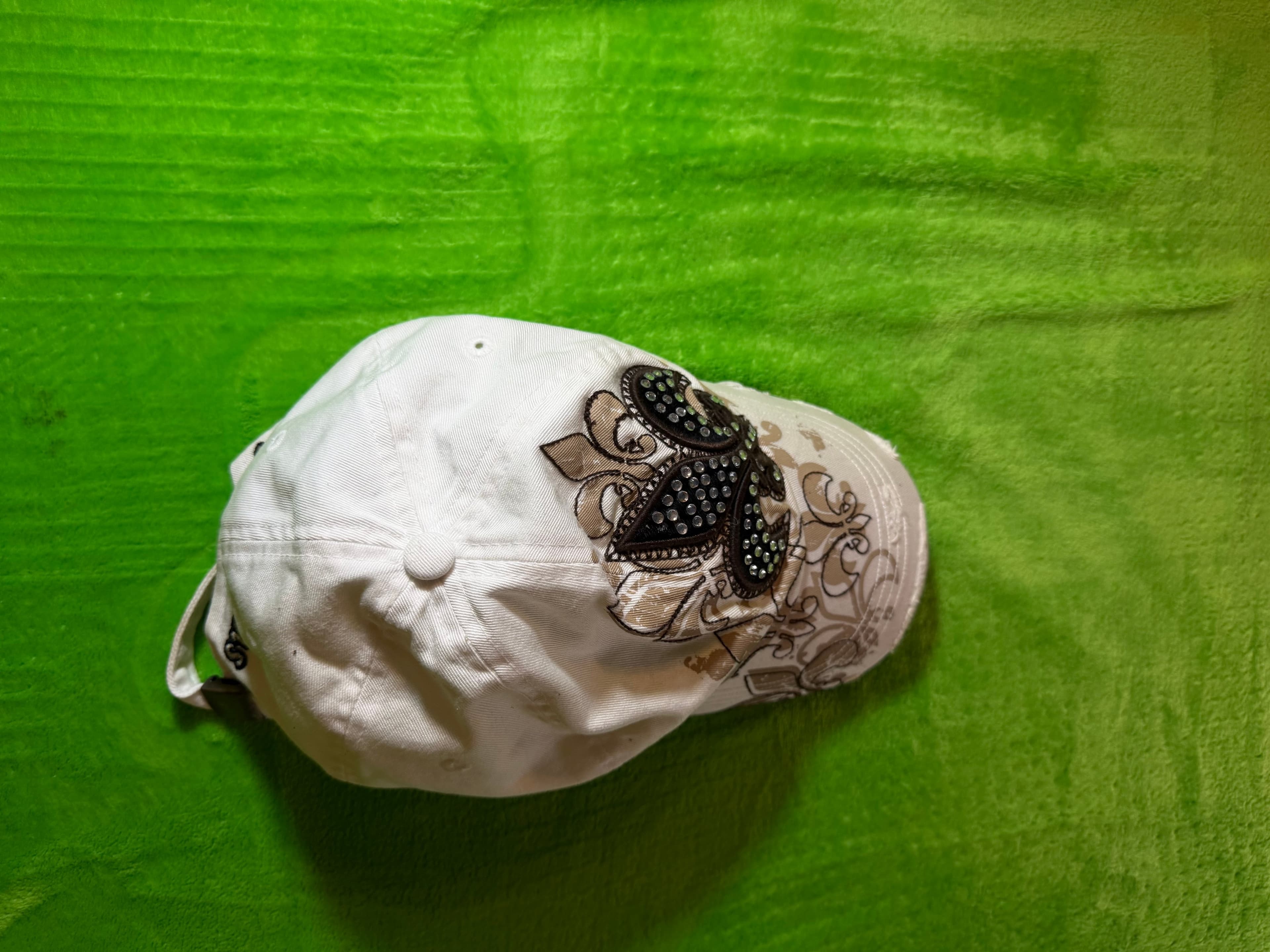 Embellished Fleur-de-Lis White Cap with Rhinestones - Thumbnail 3