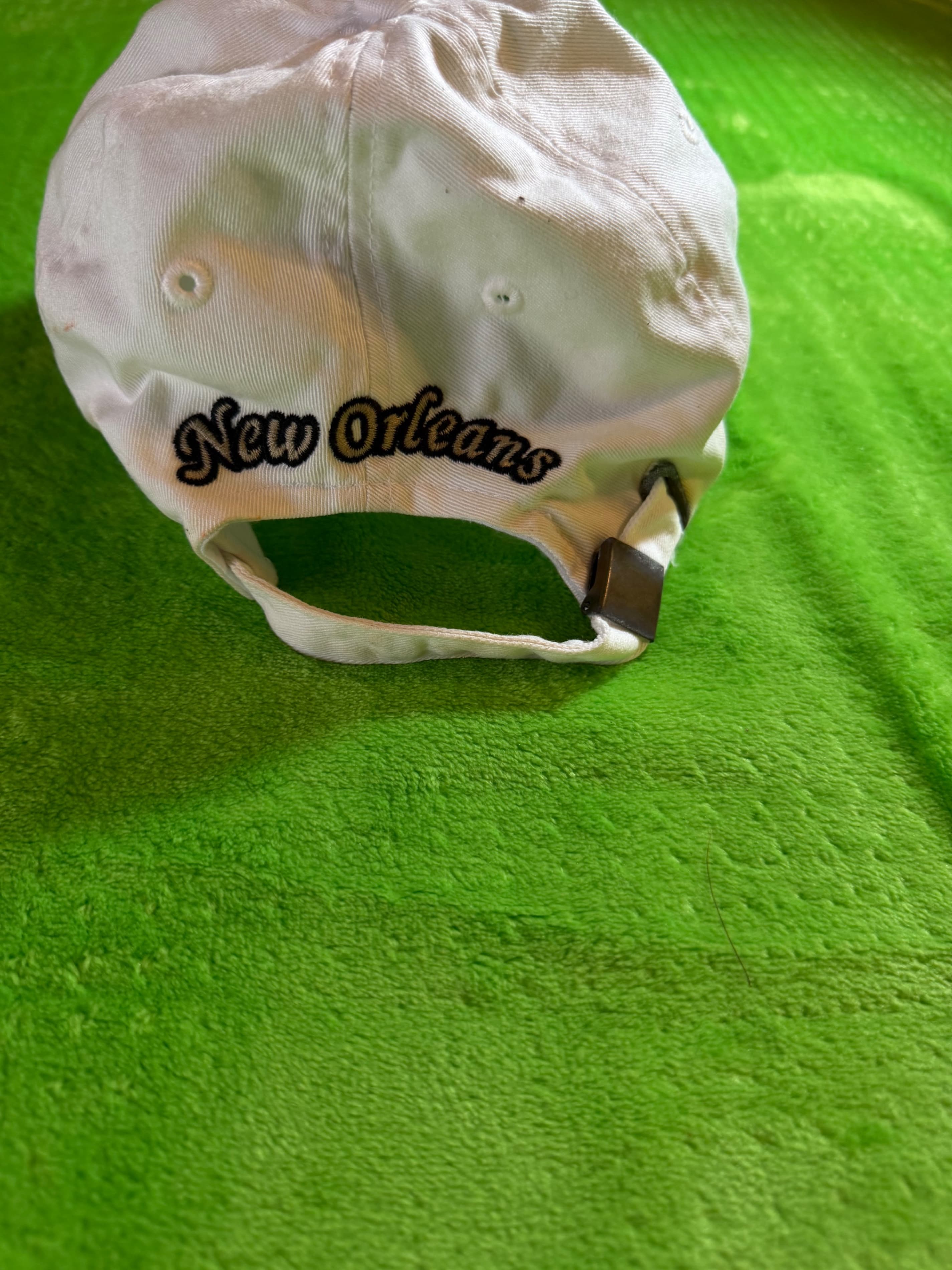 Embellished Fleur-de-Lis White Cap with Rhinestones - Thumbnail 4