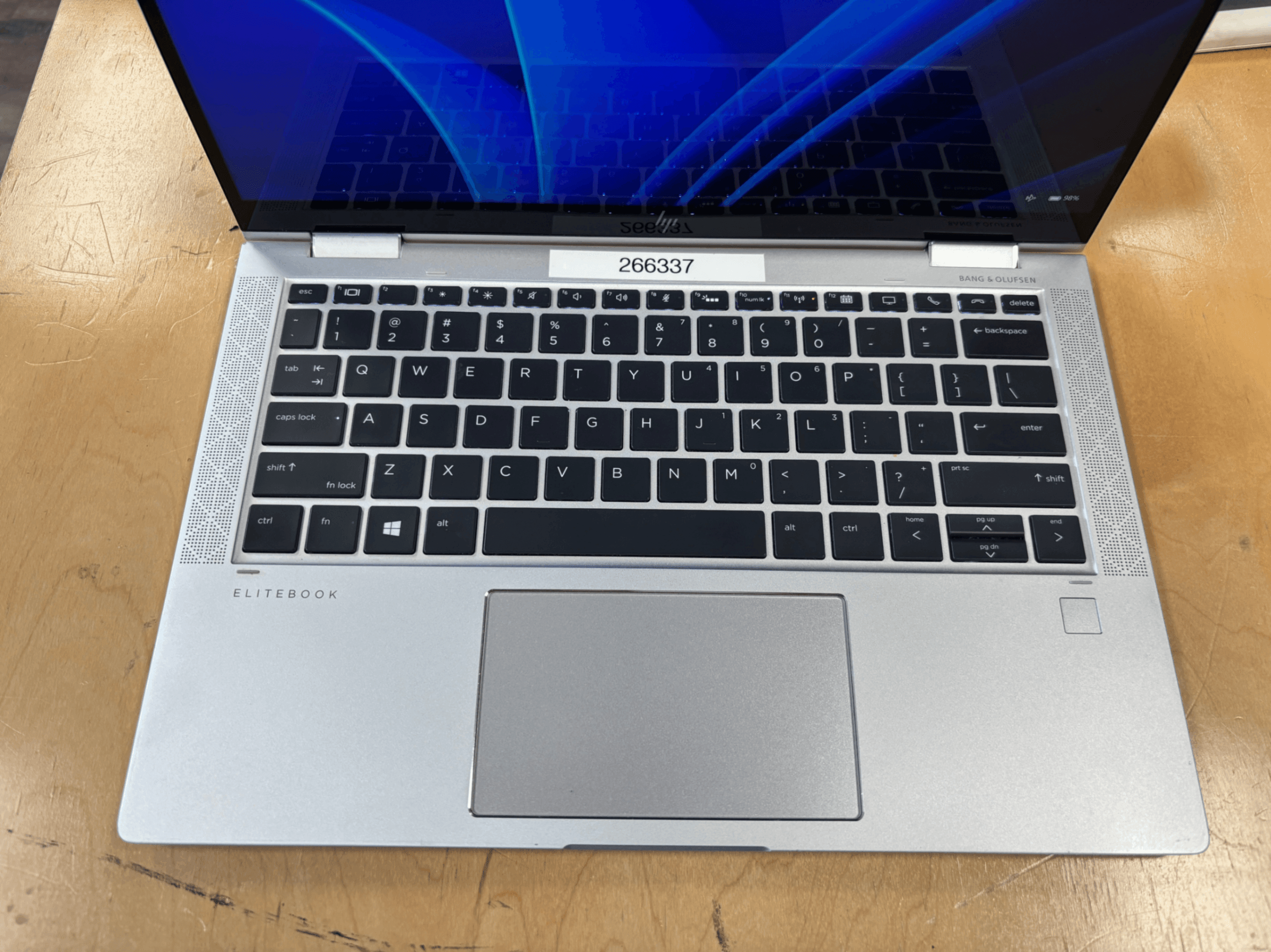 HP EliteBook x360 1030 G4 i5 8GB RAM 128GB SSD - Thumbnail 3