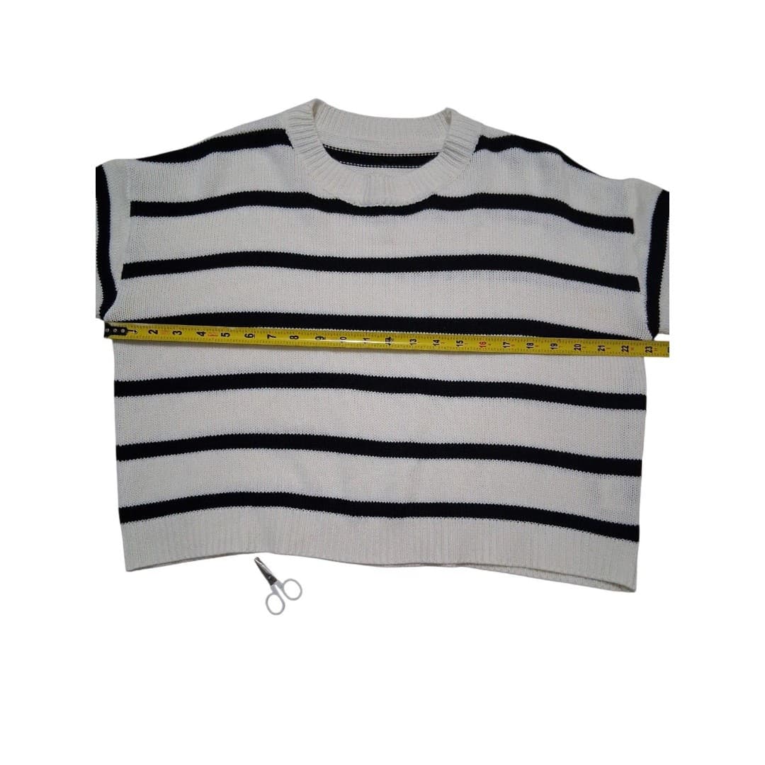 Shein Black and White Striped Sweater Women's Says Size Small Measures Larger - Thumbnail 4