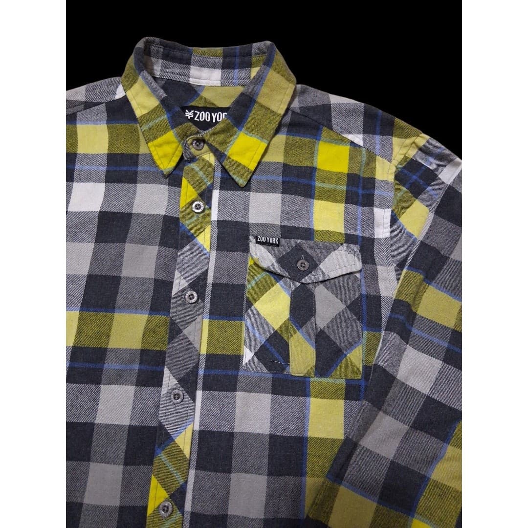 Zoo York Mens Plaid Button-up Long Sleeve Flannel Shirt Size Medium Streetwear - Image 1