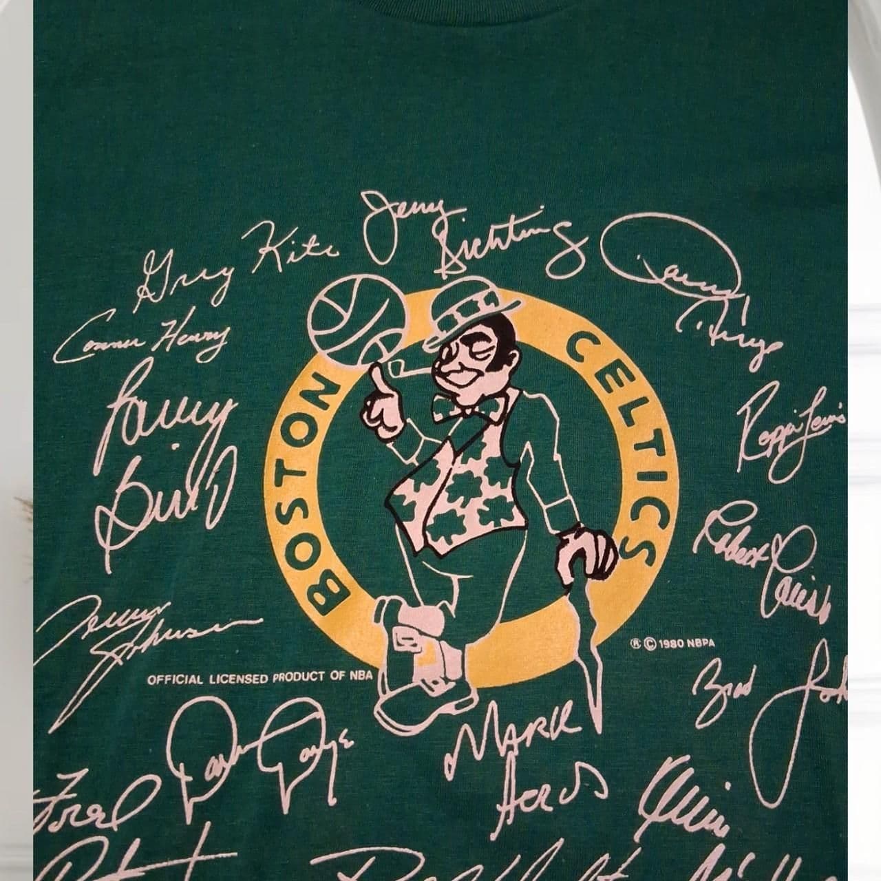 Vintage 1980 Boston Celtics green & yellow tee - Image 1