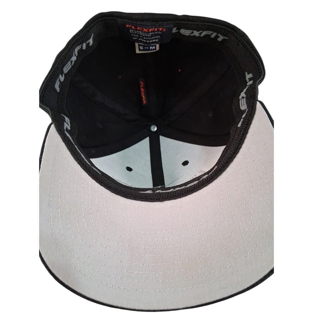 Smokin Barrel Gun Hat Flexfit S/M Black Embroidered Logo Cap Stretch - Thumbnail 3