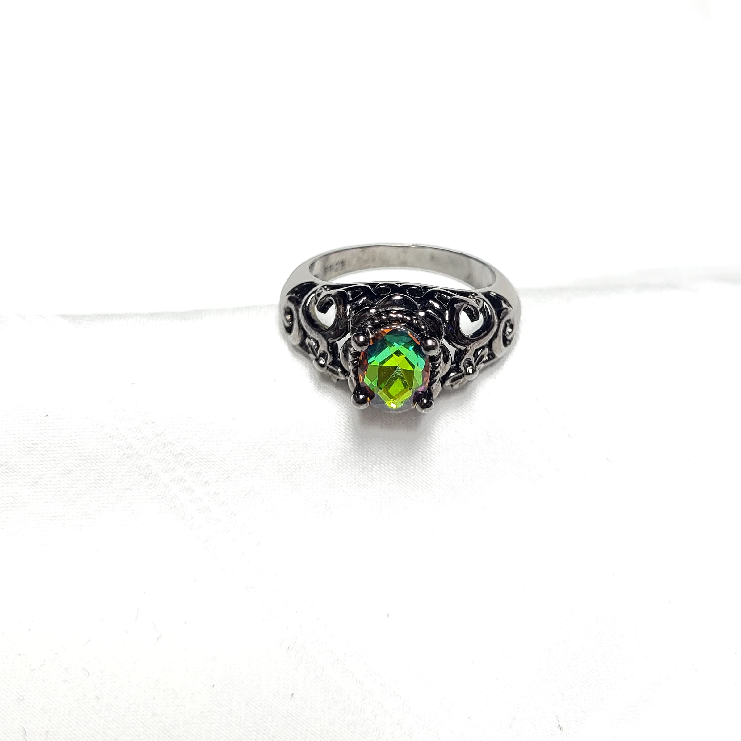 Sterling Silver Ring with Mystic Topaz Gemstone - Thumbnail 3