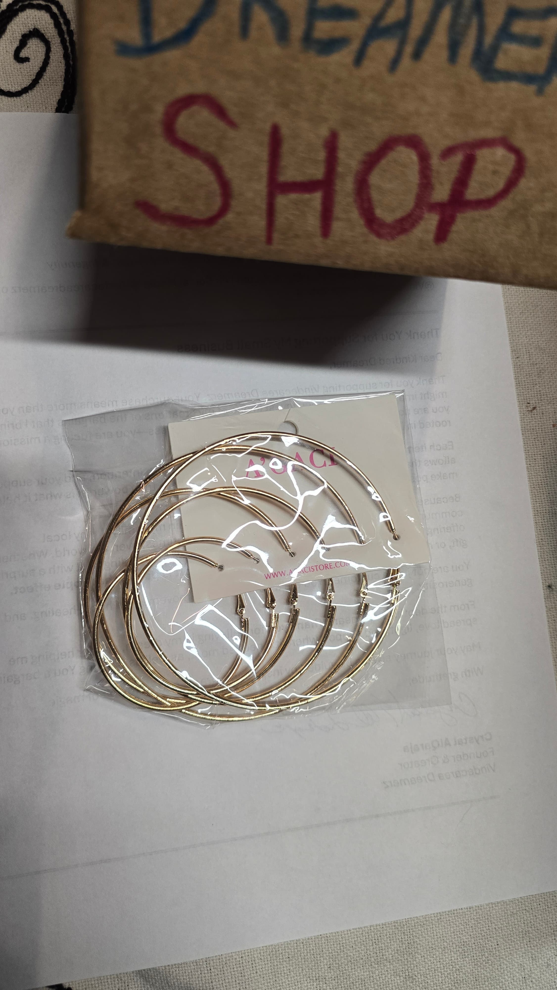 Agaci Gold Hoop Earrings Set - Image 1