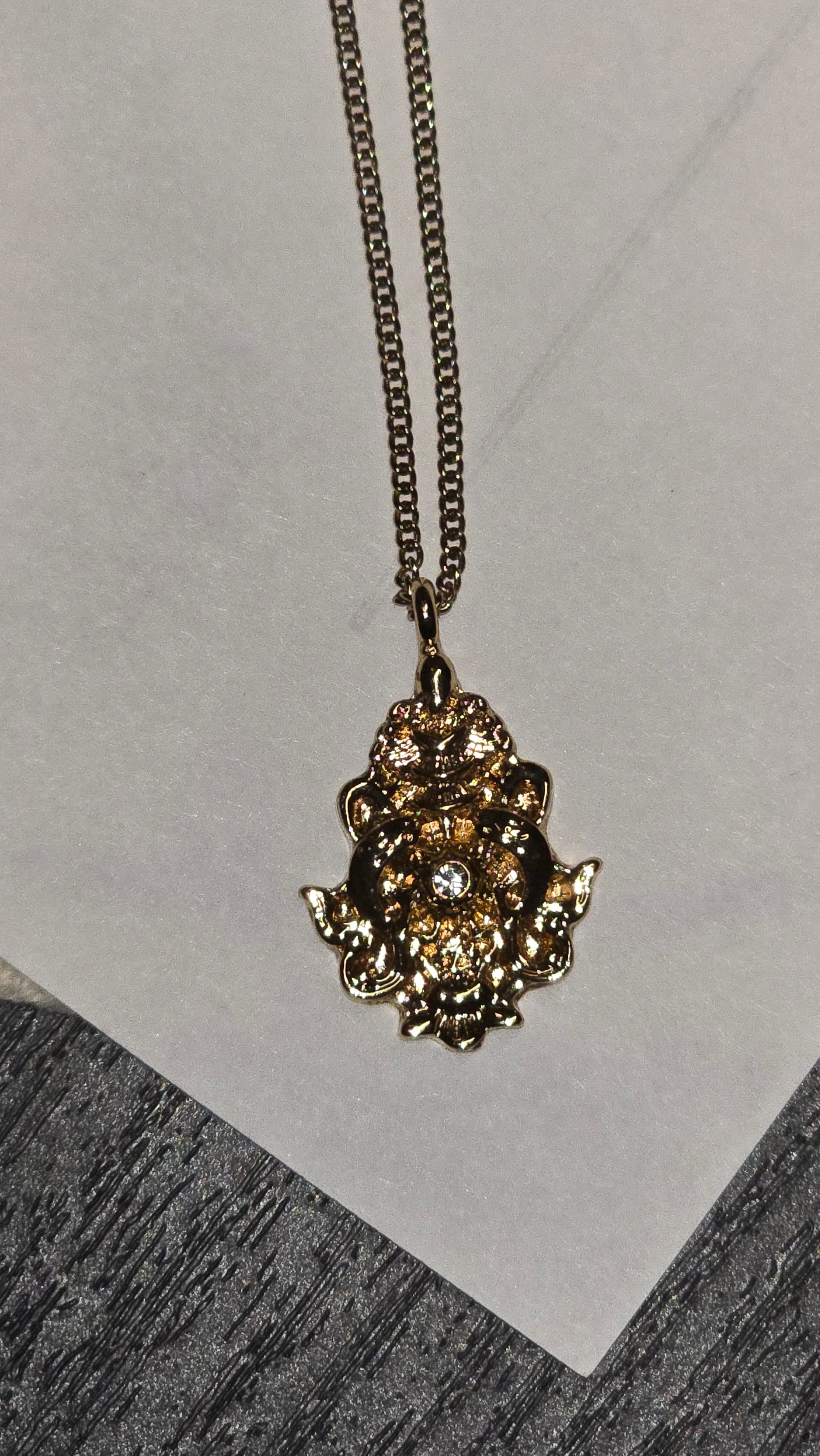 Élie Gold-Tone Pendant Necklace with Crystal Accents - Thumbnail 3