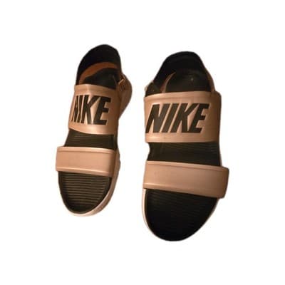 Nike Tanjun Sandals - Image 1
