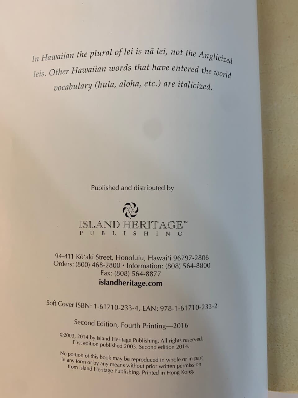 Yesterday in Hawai'i A voyage Through Time paperback book 2016 Scott Stone - Thumbnail 3