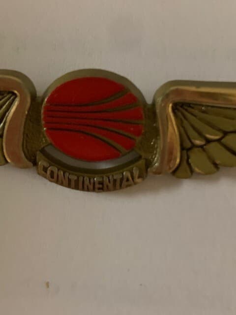 Continental Airlines Pin Wings - Plastic - Pin Back - Thumbnail 2