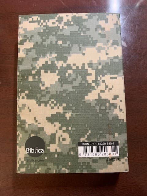 Holy Bible Mini Camo Cover Soft Back - Thumbnail 2