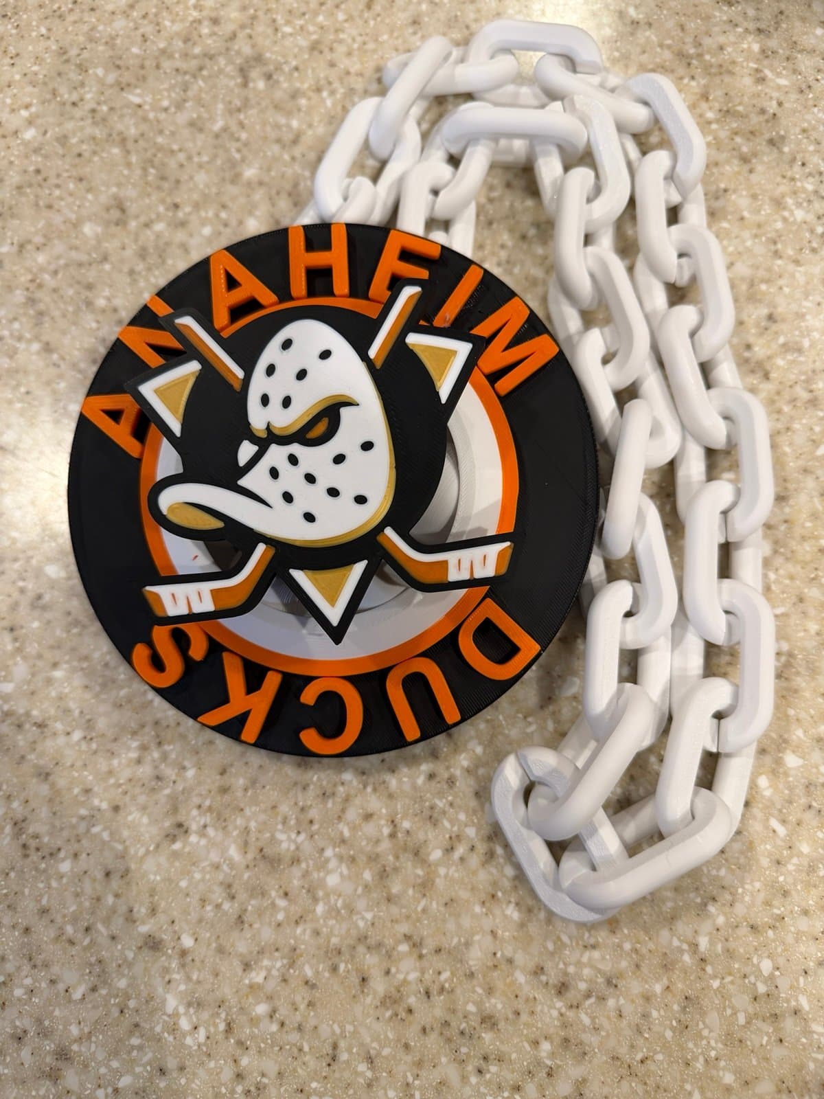 Anaheim Ducks spinning hype fan chain necklace! Unique fan item! - Image 1