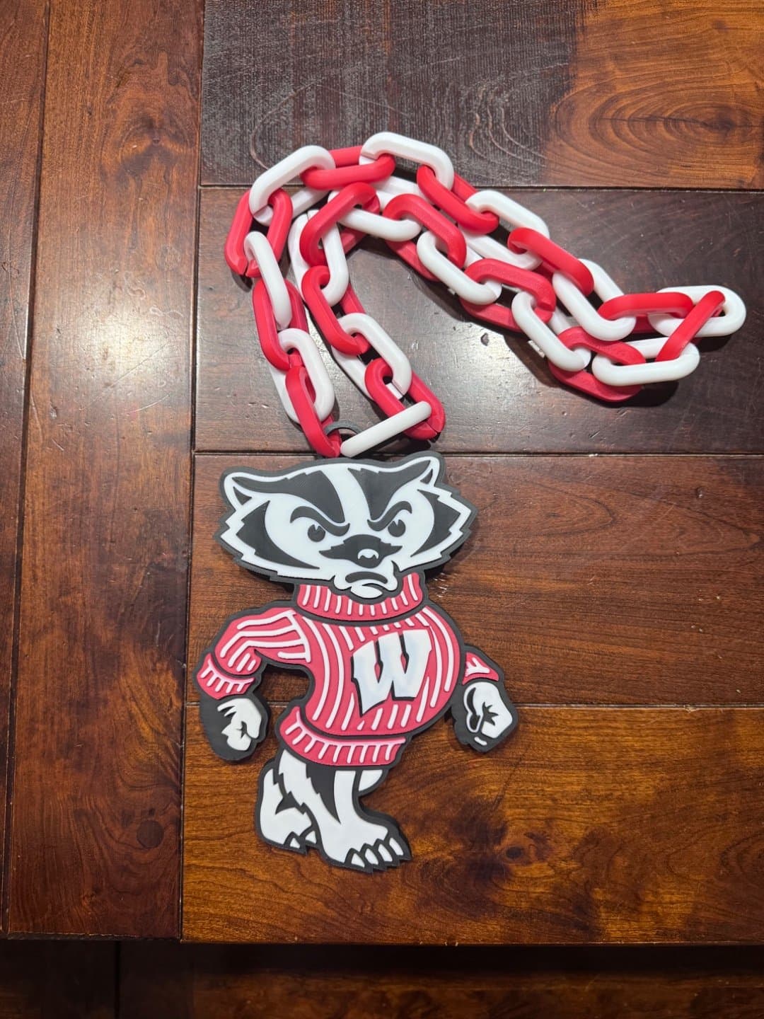 Wisconsin Badger hype chain necklace!
