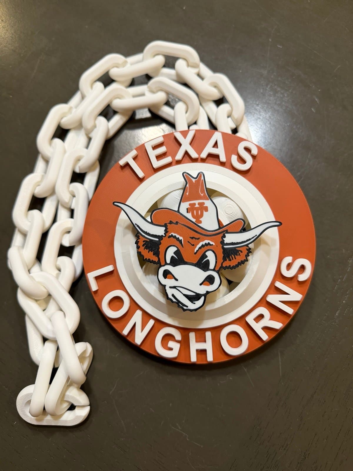 Texas Longhorns spinning hype fan chain! - Image 1