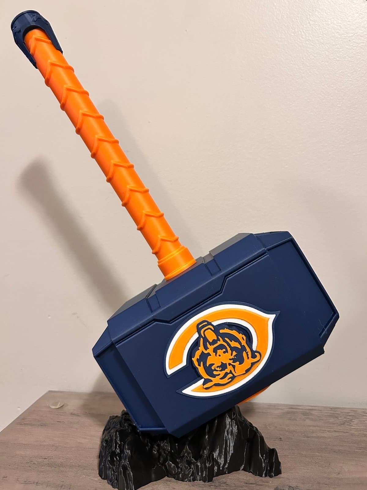 Chicago Bears inspired Thor hammer and rock stand. Great fan item! - Thumbnail 2