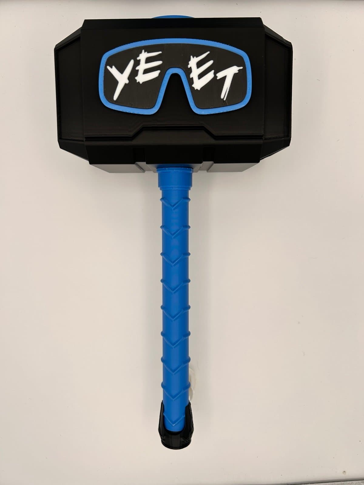 Jey Uso YEET WWE Thor inspired hammer and rock stand! Unique fan item - Image 1
