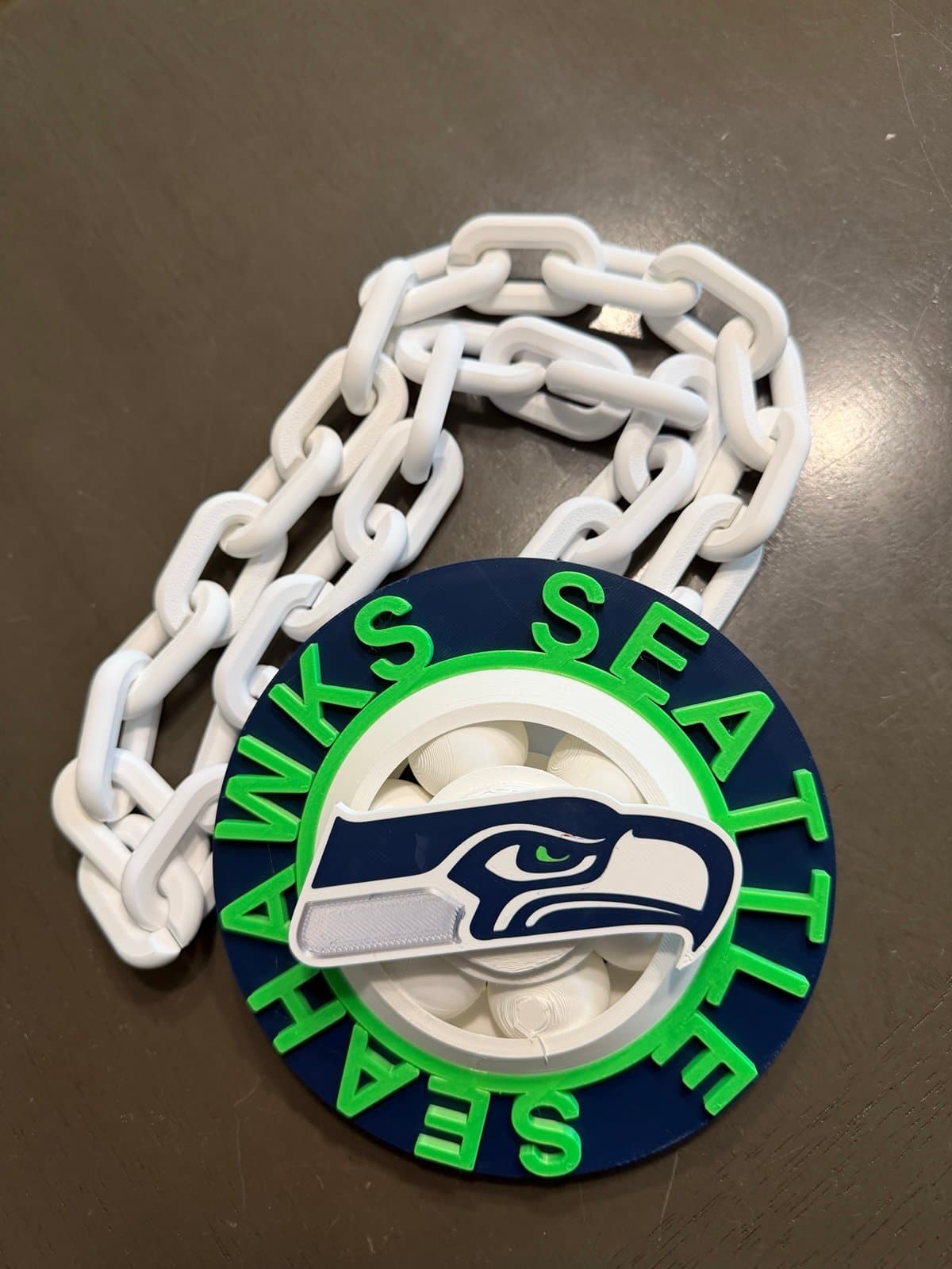 Seattle Seahawks spinning hype fan chain necklace - Thumbnail 2