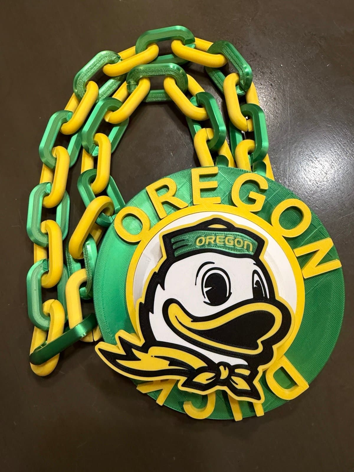 Oregon ducks inspired, spinning hype chain necklace! Unique fan item - Image 1