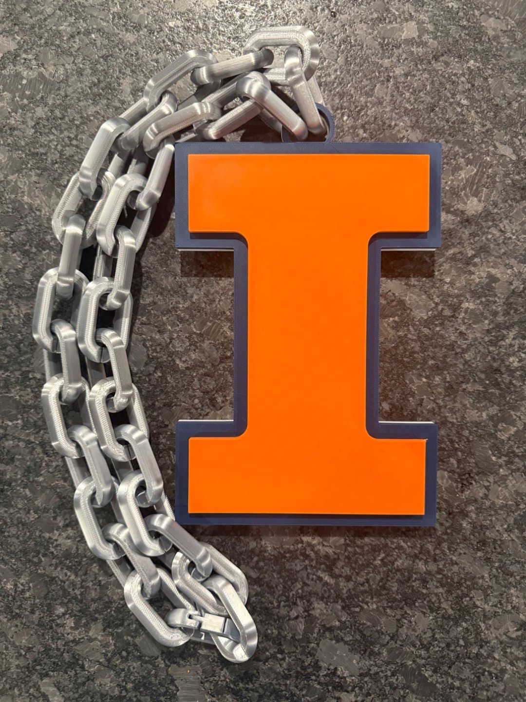 University of Illinois Hype Chain necklace. Be game day ready! - Image 1