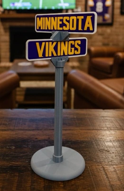 Minnesota Vikings custom made mini street sign - great for your desk - Image 1