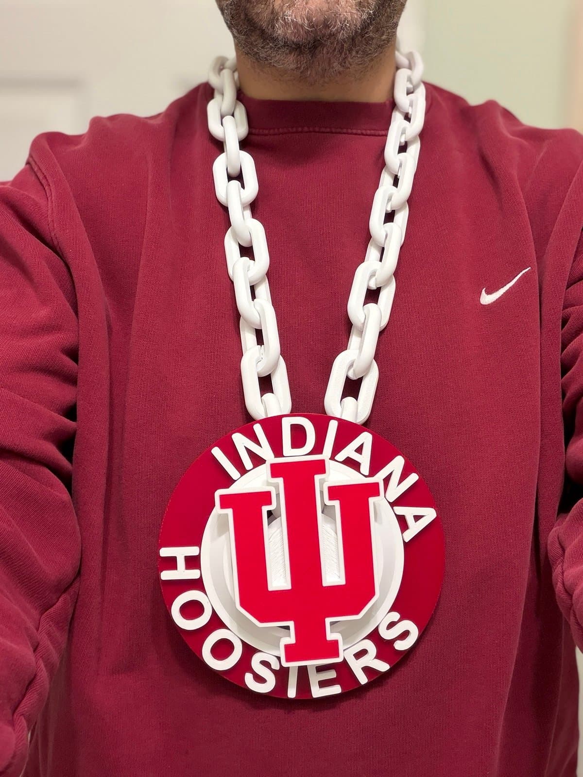Indiana Hoosiers spinning hype fan chain necklace