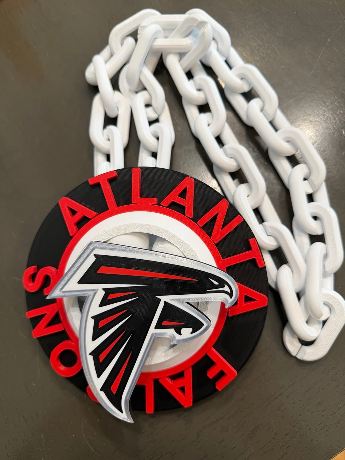 Atlanta Falcons spinning hype fan chain necklace! It spins!