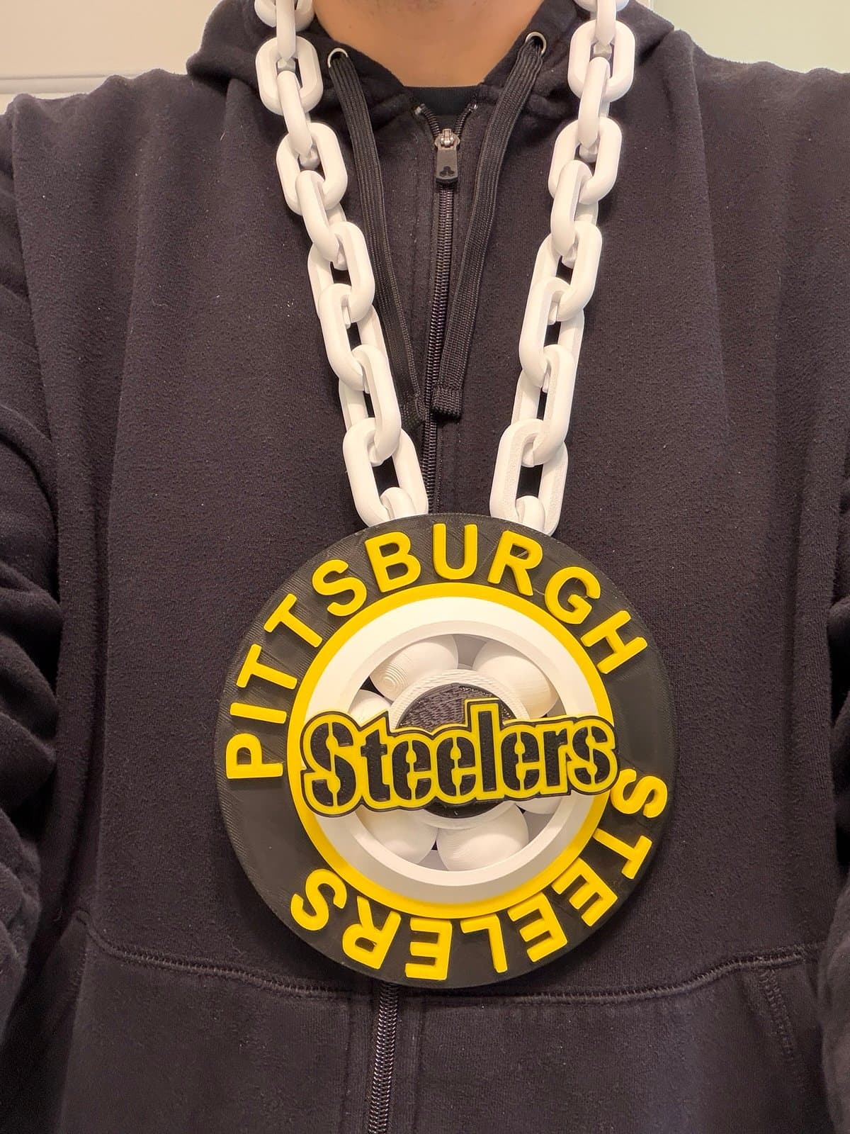 Pittsburgh Steelers spinning hype chain! Custom made just for you!
