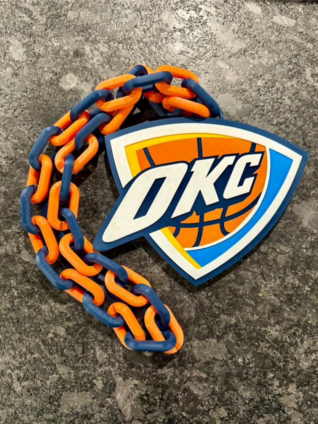 Oklahoma City Thunder hype fan chain necklace! Unique fan item