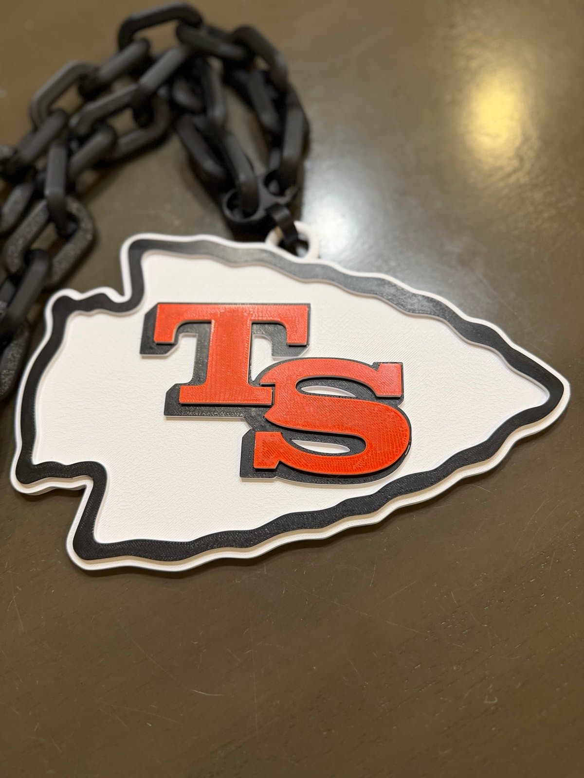 Kansas City Chief Taylor Swift extra large hype chain!