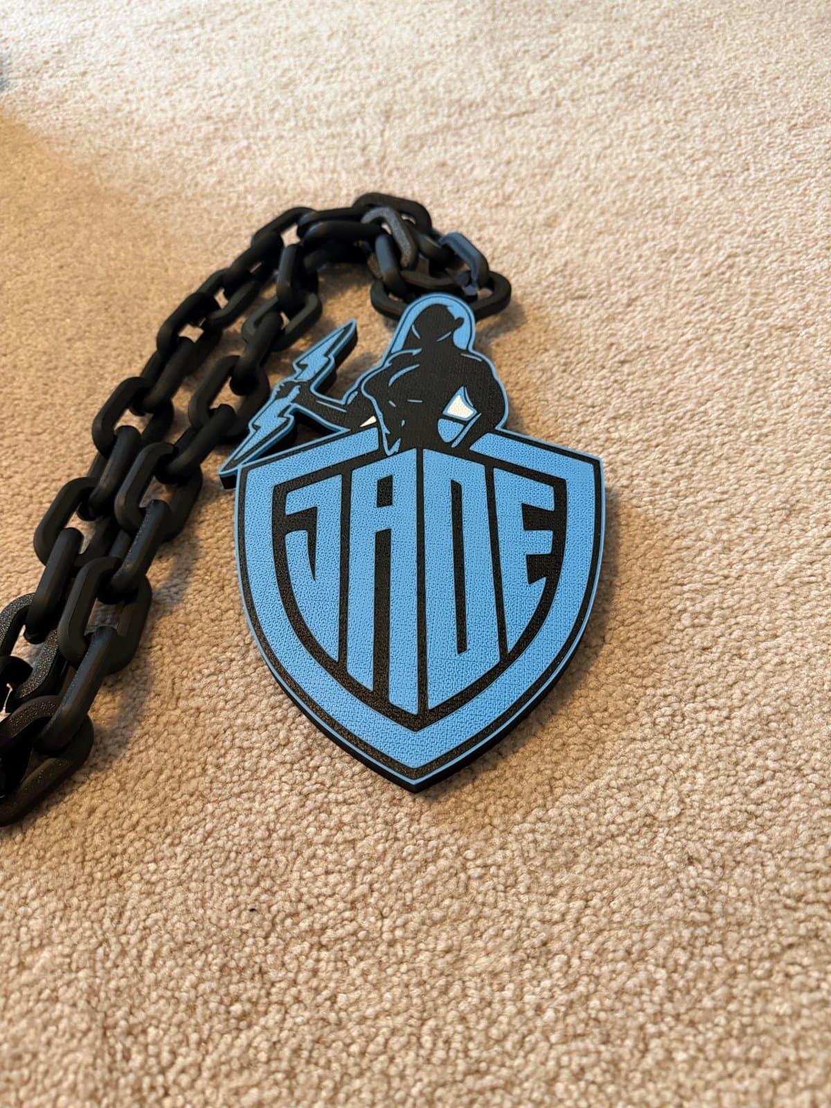 Jade - WWE - extra large hype fan chain necklace! - Thumbnail 2