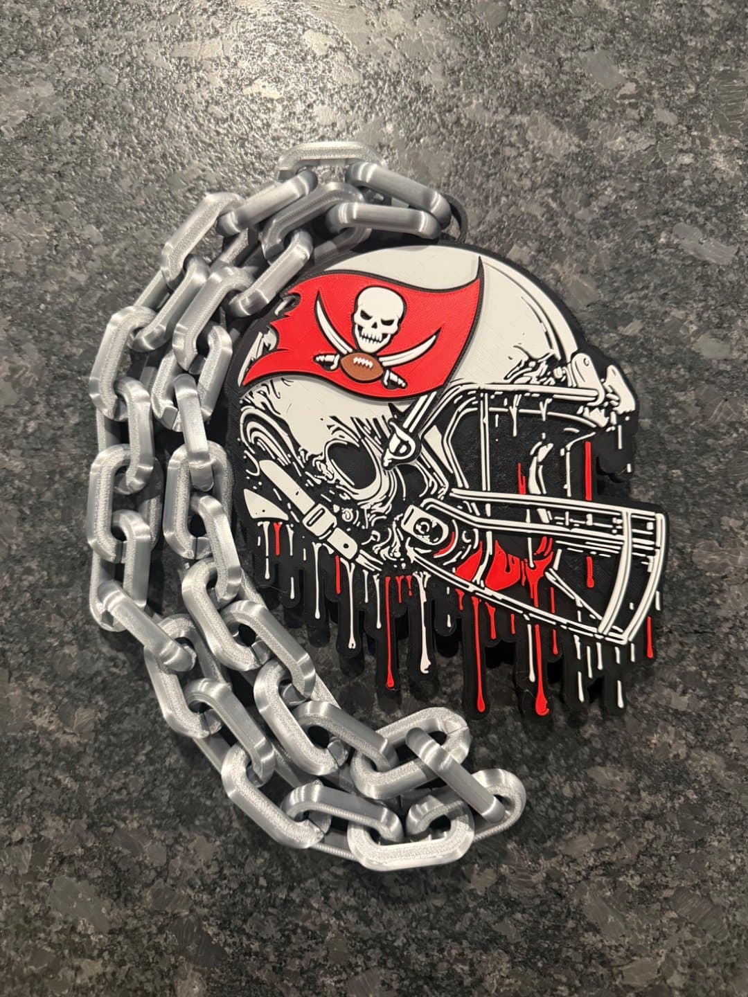 Tampa Bay Buccaneers Drip Style hype fan chain necklace!