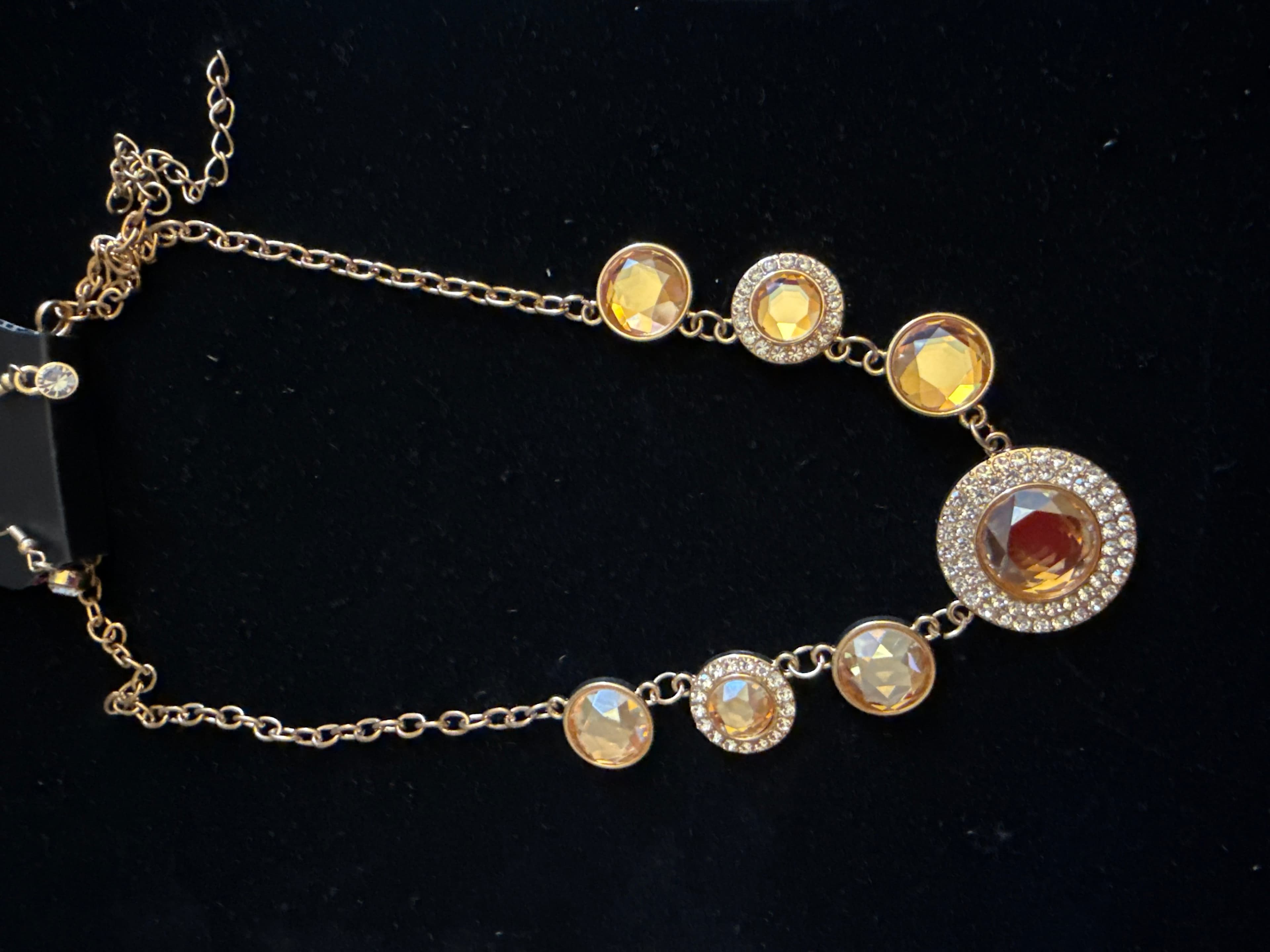 Gold-Tone Necklace with Amber-Colored Gemstones