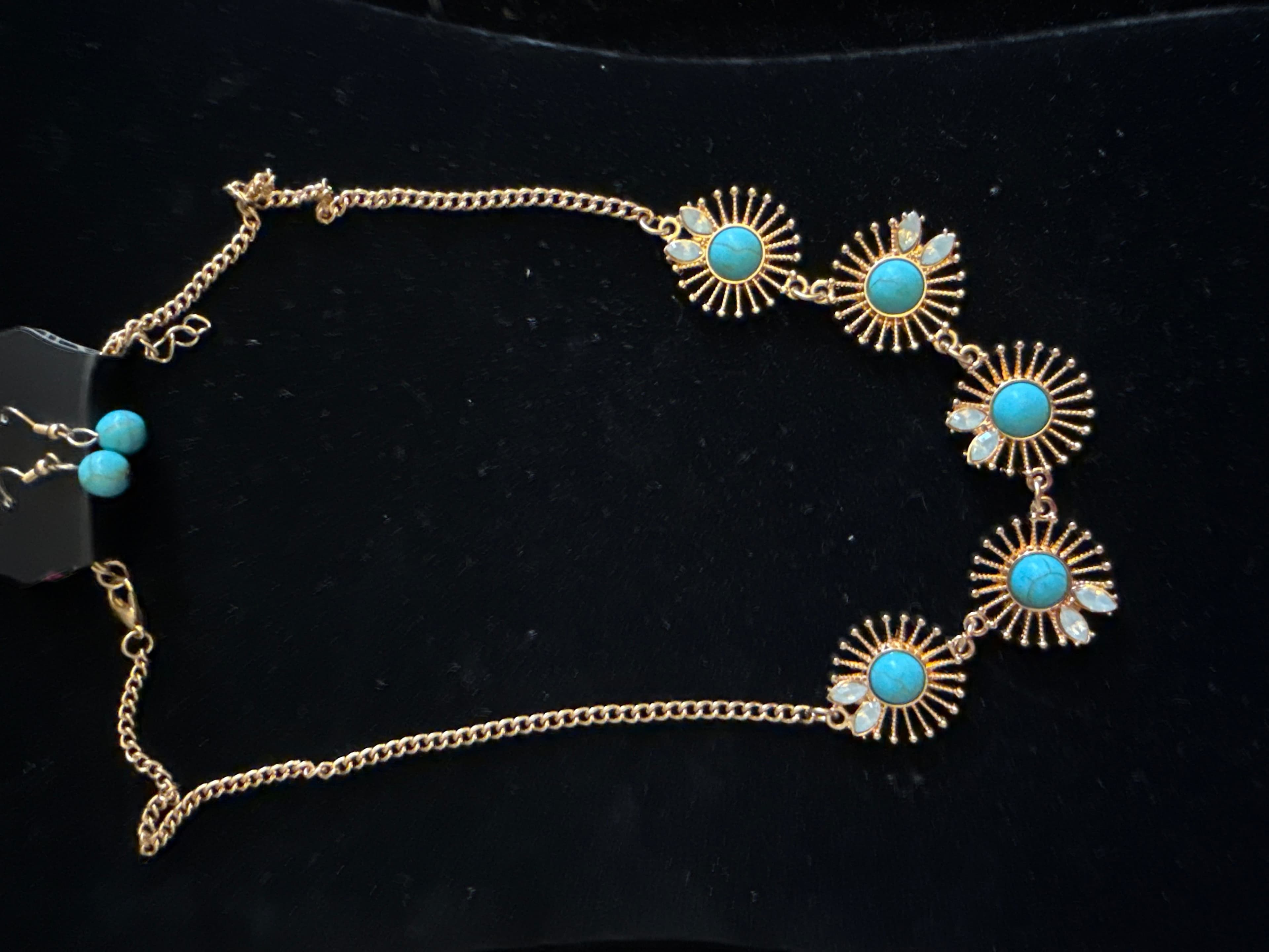 Gold-Tone Necklace with Turquoise Accents