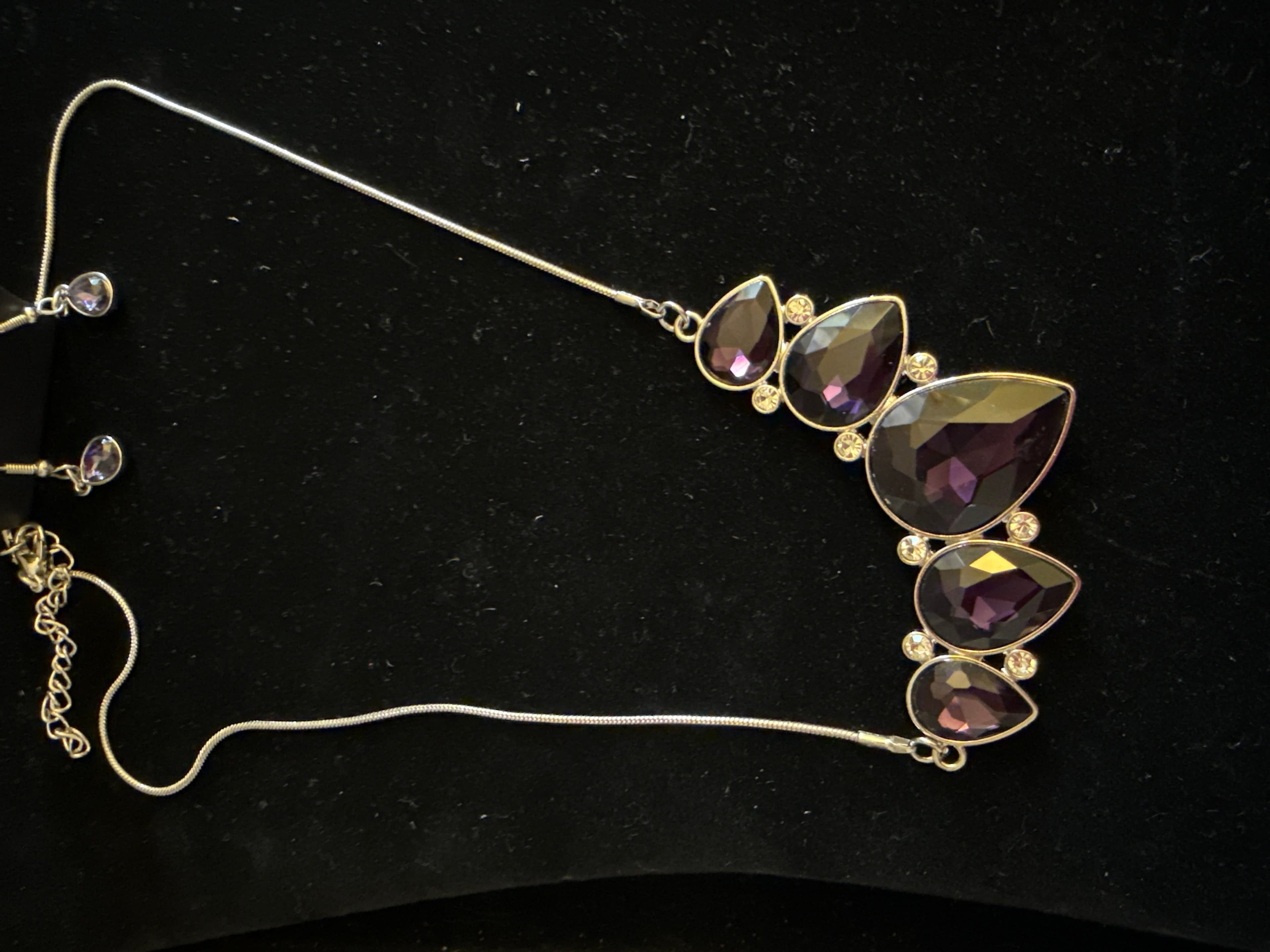 Gold Tone Necklace with Purple Teardrop Stones