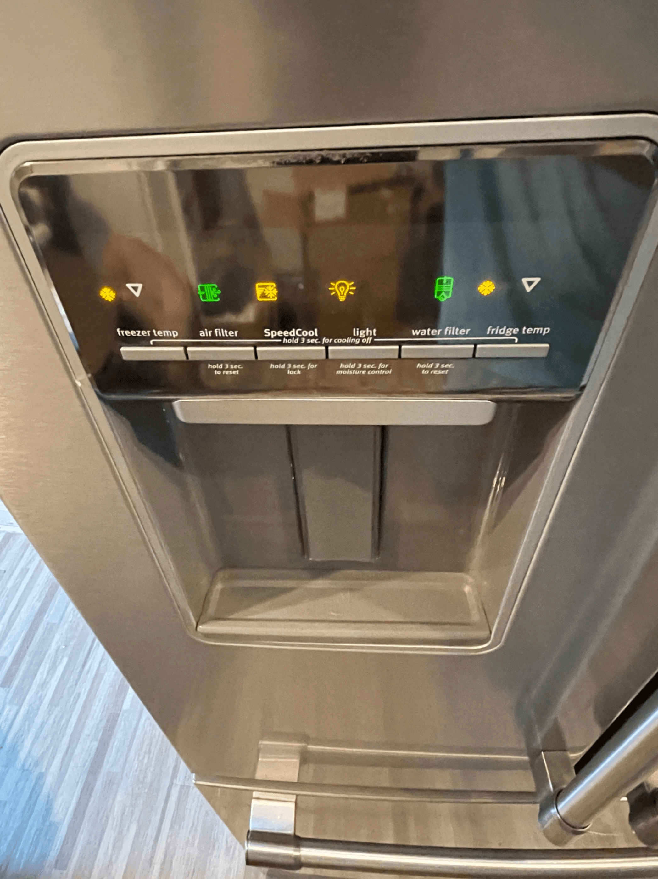 30-inch Maytag French Door Refrigerator with a 20 cu. ft. capacity - Thumbnail 2