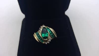 Emerald Lady's Stone & Diamond Ring 10 Diamonds .18 Carat T.W. 10K Y (GJE003213) - Thumbnail 5