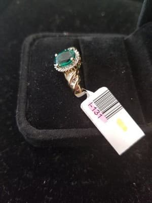 Synthetic Emerald Lady's Stone Ring Yellow Gold Electroplate 4.2g (I-131) - Thumbnail 4