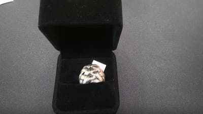 Lady's Silver Ring 925 Silver 6g Size:5.75 (I-289) - Image 1