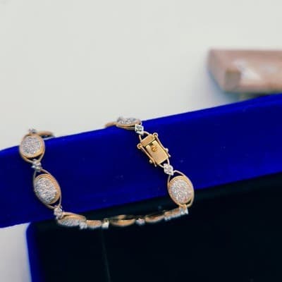 Gold-Diamond Bracelet 130 Diamonds 1.30 Carat T.W. 10K Yellow Gold 6 (GJE003539) - Thumbnail 6
