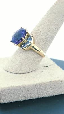 Amethyst Lady's Stone Ring 14K Yellow Gold 5g Size:6 (GJE000026) - Thumbnail 4