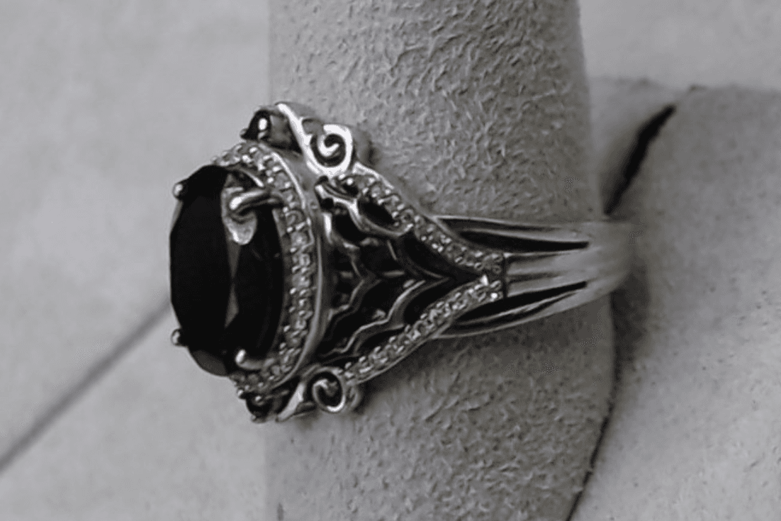 Disney Treasures The Nightmare Before Christmas Black Onyx & Diamond Ring 1/5 ct - Thumbnail 3