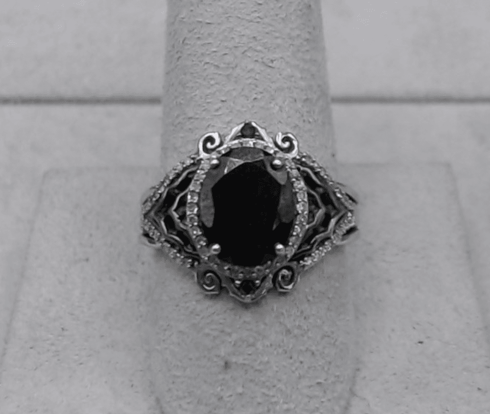 Disney Treasures The Nightmare Before Christmas Black Onyx & Diamond Ring 1/5 ct - Thumbnail 2