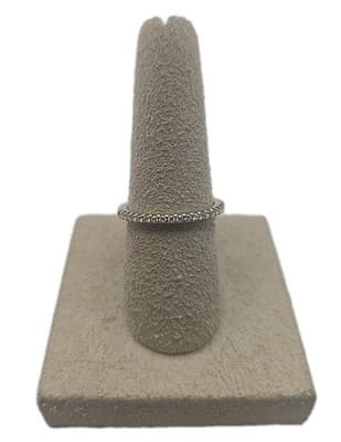 Dazzling 18k white gold ladies' wedding band with 19 brilliant diamonds. - Thumbnail 6