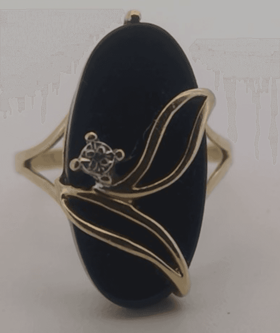 Vintage Onyx Lady's Stone & Diamond Ring .45 CT. 10K Yellow Gold 2.92g - Image 1