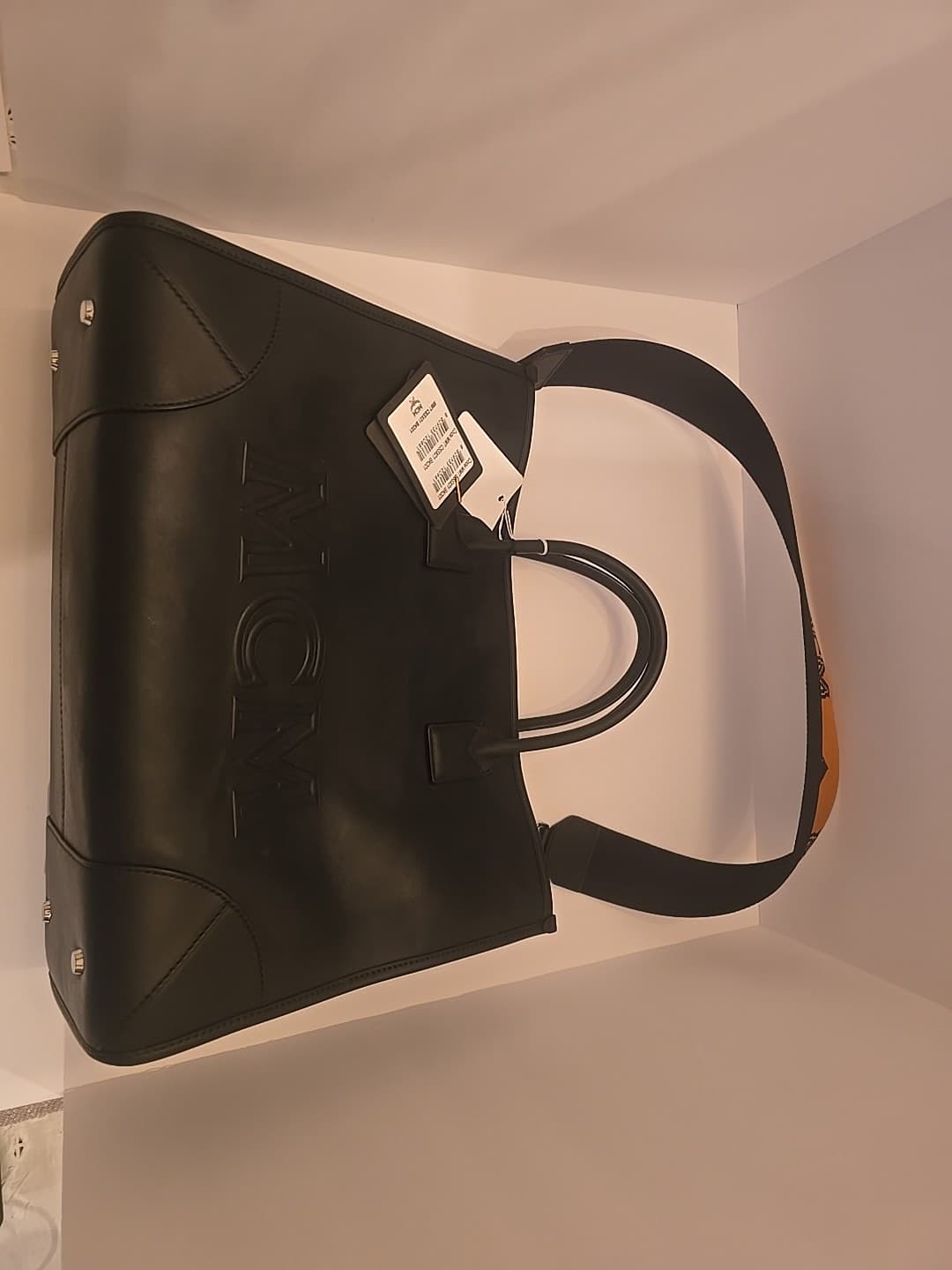MCM Large ITALY Munchen Tote in Spanish Calf Leather Handbags. NEW WITH TAGS - Thumbnail 14