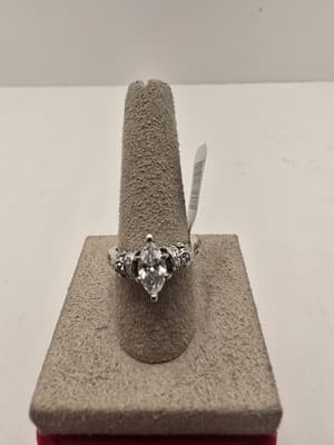ENGAGEMENT RING: 6.03G 14K-W/G, CTW MARQUISE CUT DIAMOND , TCW 3.10, SIZE 6.75 - Thumbnail 5