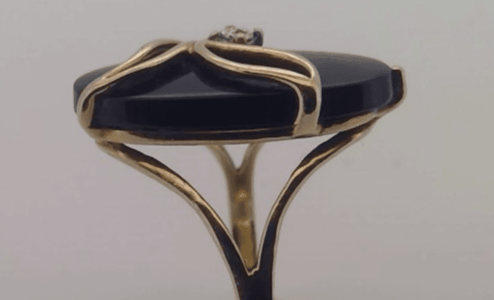 Vintage Onyx Lady's Stone & Diamond Ring .45 CT. 10K Yellow Gold 2.92g - Thumbnail 5