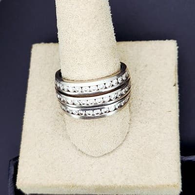 NORDSTROM Lady's Diamond Wedding Band 45 Diamonds 4.50 Carat T.W. (17-1) - Thumbnail 11