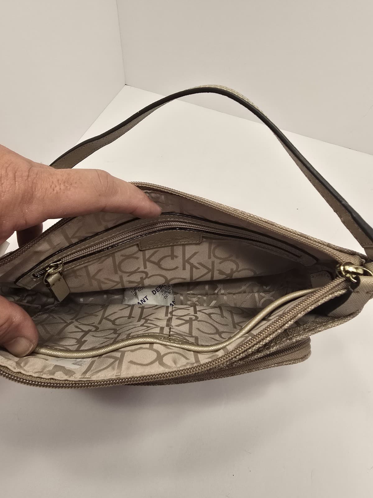 Calvin Klein Small Shoulder Bag 10.5"L x 7.25"T Iconic Logo Purse *MAKE OFFER - Thumbnail 20