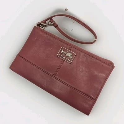 Coach Pink Leather Clutch Zipper Wristlet rectangular, wrist Strap, lined fabric - Thumbnail 2